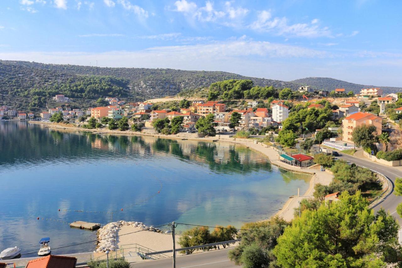 Apartments By The Sea Marina, Trogir - 9037 Екстер'єр фото